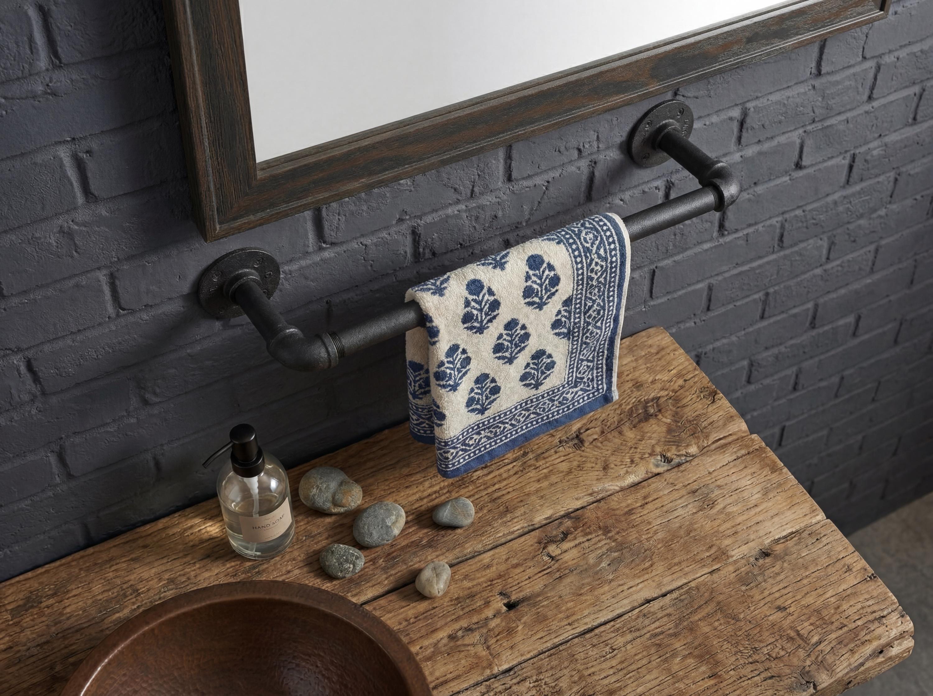 Farmhouse Hand Towel Rail – Industrial Pipe Bar