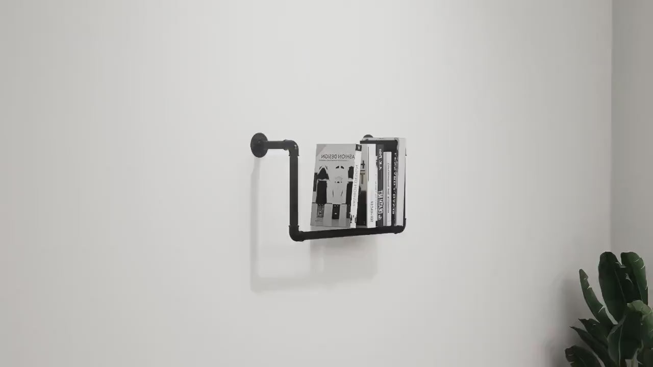 Charger la vidéo : Wall Mounted Bookshelf - Pipe Design Custom Made