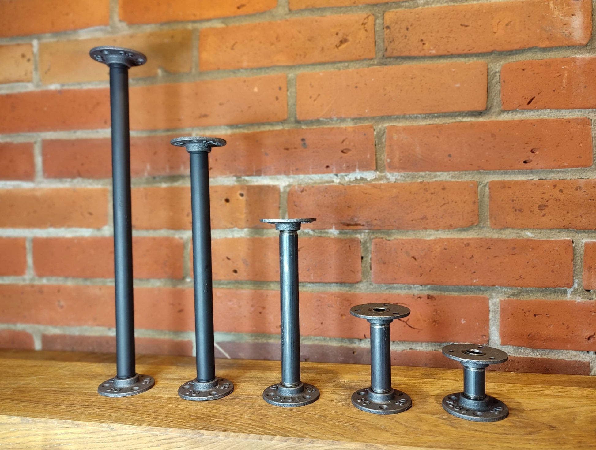 Contemporary Pipe Table Legs - Ideal for Breakfast Bar, Desk, Dining & Coffee Tables